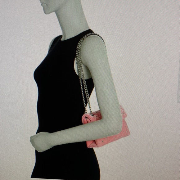 Kurt Geiger London Mini Braxton Velvet Shoulder Bag
KURT GEIGER LONDON - Picture 5 of 17